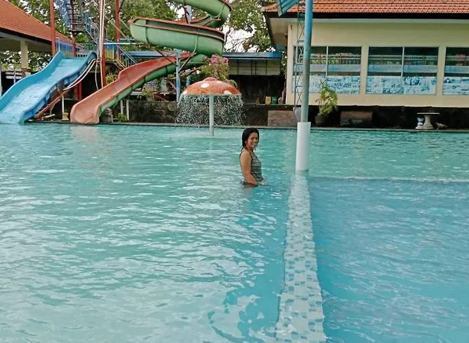 Srinadi Waterpark ゲストハウス 3*